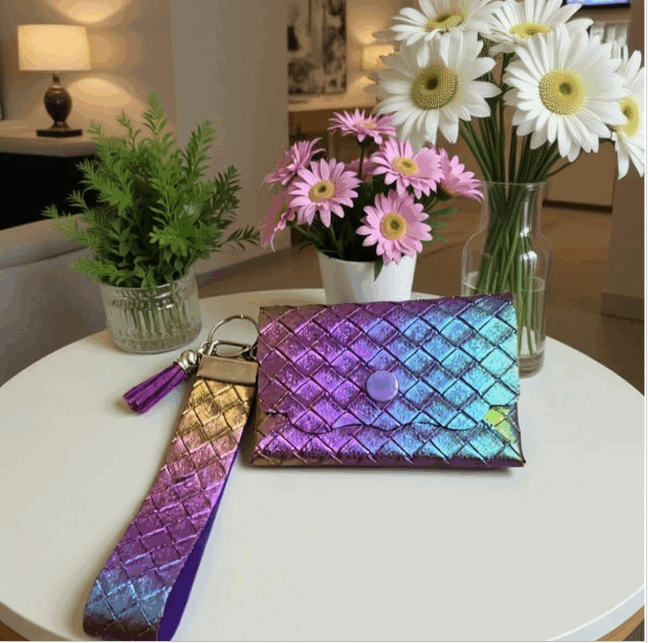 Card/Coins Mini Purse with Wristlet Fob - Aurora Gleam